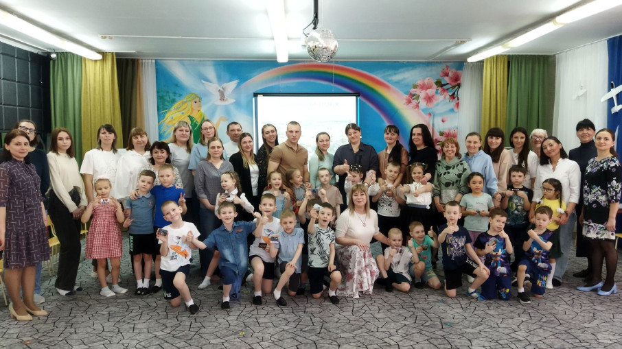 Семейный клуб «Омичу все по плечу» Семейный клуб «Омичу все по плечу».