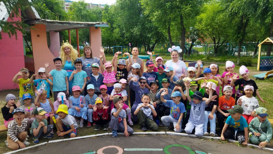 Праздник мыльных пузырей Праздник мыльных пузырей.